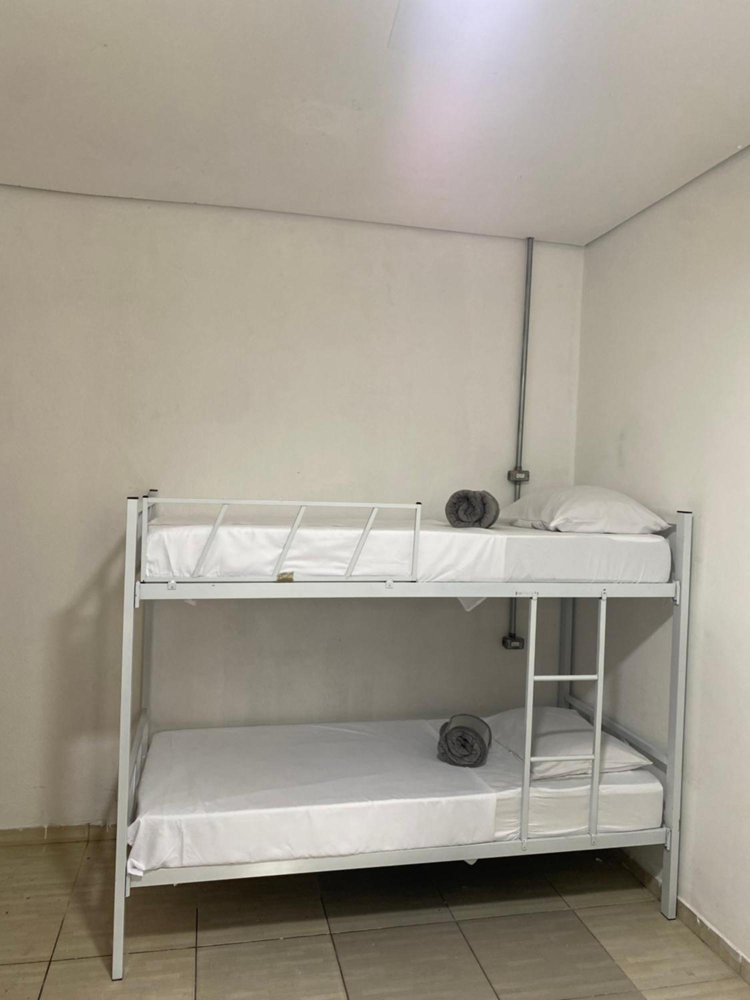 Hostel Amor Por Sp Bras - Pari - Feira Da Madrugada - Expo Center Norte ساو باولو المظهر الخارجي الصورة